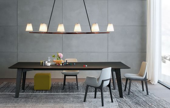 Cadeira de jantar de madeira de design moderno para assentos personalizados em restaurantes