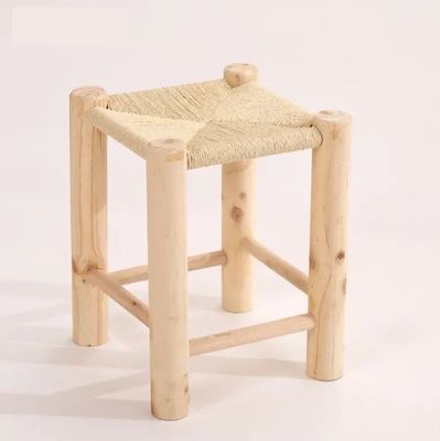 Adicione um toque de elegância à sua sala de estar e sala de jantar com o moderno banquinho de madeira sólida nórdica