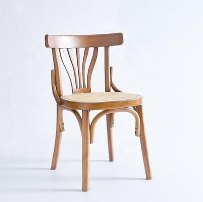 Madeira maciça empilhável de design nórdico assento de rotão cadeira de jantar