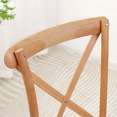 Profissionais empilhável X Back Rattan cadeira de jantar acento francês cadeira de madeira para festa de casamento evento em cores personalizadas
