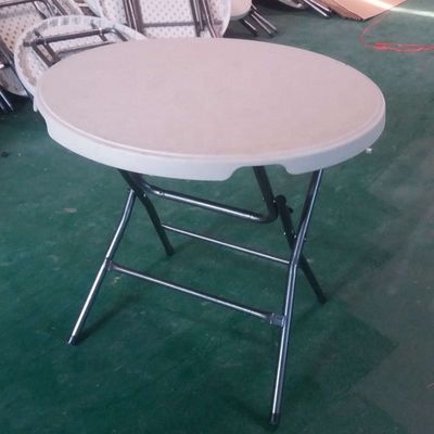 Embalagem de correio Y Jardim de cozinha Área exterior Mesas e cadeiras dobráveis de plástico branco para ervas daninhas