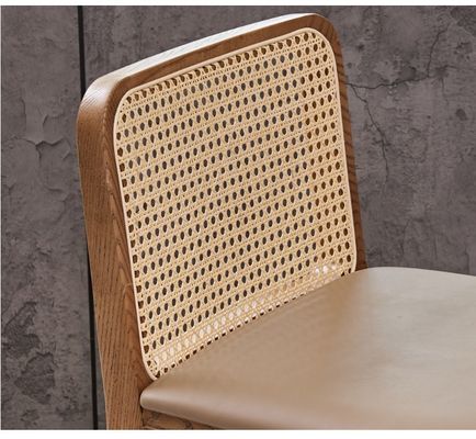 PU/Fabric Esfonge Seat Nordic Tapete Bar Stool Cadeira de madeira Cadeira de Rattan para Bar Moderno