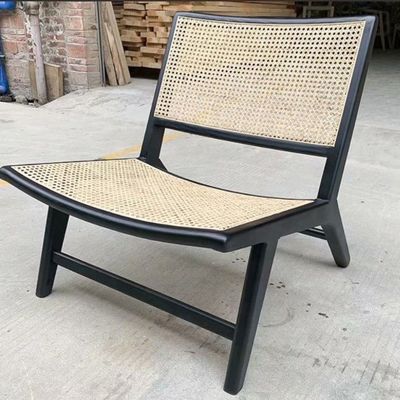 Cadeira de lazer de rotinagem geral Mobiliário de quarto de rotinagem de cor marrom Lounge Design moderno para relaxamento ao ar livre
