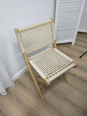 Cadeira de lazer de rotinagem geral Mobiliário de quarto de rotinagem de cor marrom Lounge Design moderno para relaxamento ao ar livre