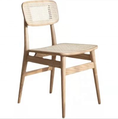 Moderno Design Estilo Nórdico Solid Wood Rattan Seat Chair Serviço OEM
