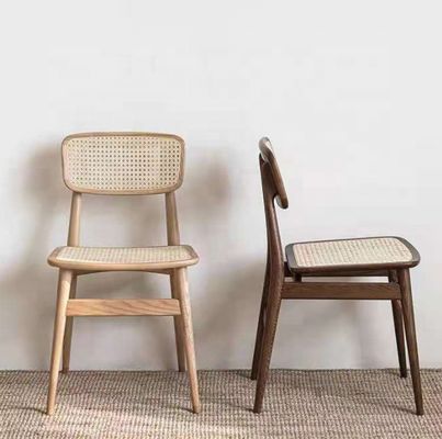 Moderno Design Estilo Nórdico Solid Wood Rattan Seat Chair Serviço OEM