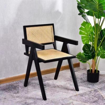 Serviço OEM aceito Cadeira de Rattan de Madeira Sólida de Design Moderno