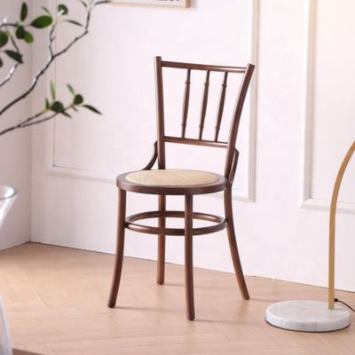Cadeira de bar específica Cadeira de refeição de rotão Mobiliário de bar Cadeira de madeira maciça para sala de jantar
