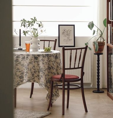 Mobiliário de sala de jantar Madeira maciça Veludo Madeira clássica de luxo Usada Antiga Cadeiras modernas para casamentos e eventos especiais