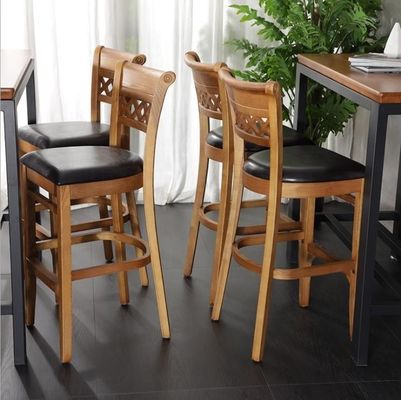 Cadeira de jantar moderna de madeira maciça de alto escalão mistura de estilo e conforto