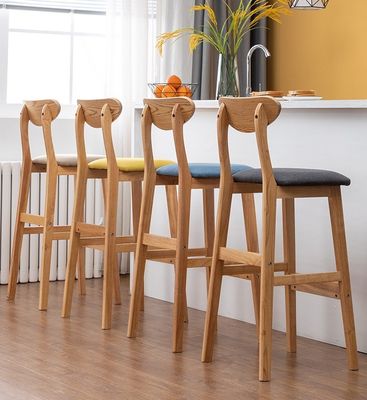 Tabuleiro de bar de madeira maciça tapiçado em estilo vintage para café do pub W38*D44*H101 cm