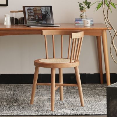 Cadeira de jantar de madeira maciça Nordic Good Design Mobiliário antigo de restaurante com estilo contemporâneo em 55cm*40cm*74cm
