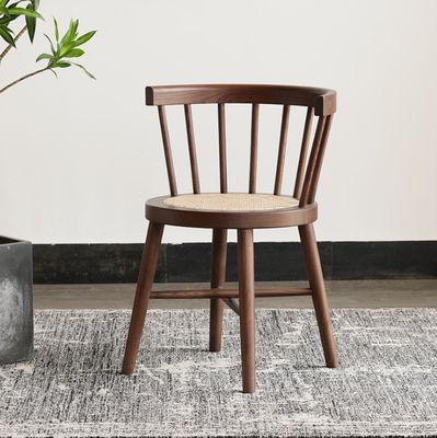 Cadeira de jantar de madeira maciça Nordic Good Design Mobiliário antigo de restaurante com estilo contemporâneo em 55cm*40cm*74cm
