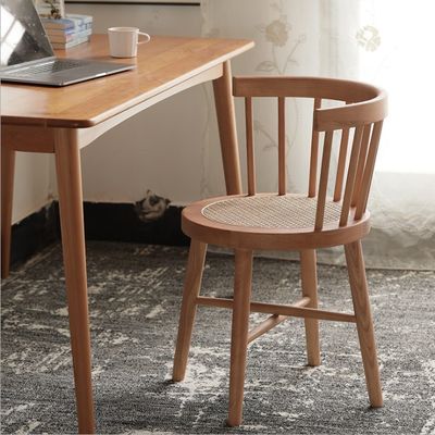 Cadeira de jantar de madeira maciça Nordic Good Design Mobiliário antigo de restaurante com estilo contemporâneo em 55cm*40cm*74cm