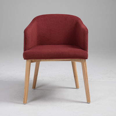 Cadeira de jantar de madeira de carvalho de madeira dinamarquesa para durabilidade e estilo