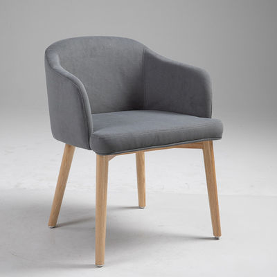 Cadeira de jantar de madeira de carvalho de madeira dinamarquesa para durabilidade e estilo