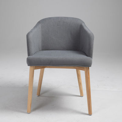 Cadeira de jantar de madeira de carvalho de madeira dinamarquesa para durabilidade e estilo