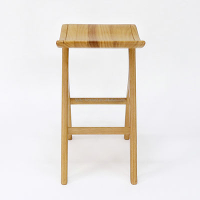 Desenhos personalizados Vintage Solid Wood Bar Stool W35*D43.5*66.5CM para sala de estar alta Cadeira de jantar de madeira
