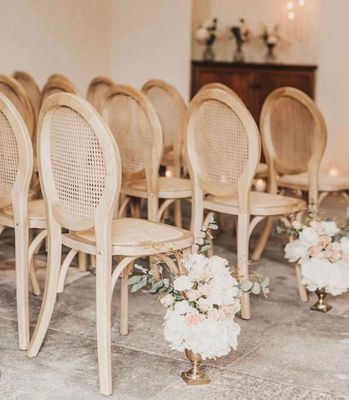 Hotel Banquete Evento Mobiliário de sala de jantar Luxo Moderno Cadeiras de casamento em madeira de rotão empilhável para assentos elegantes