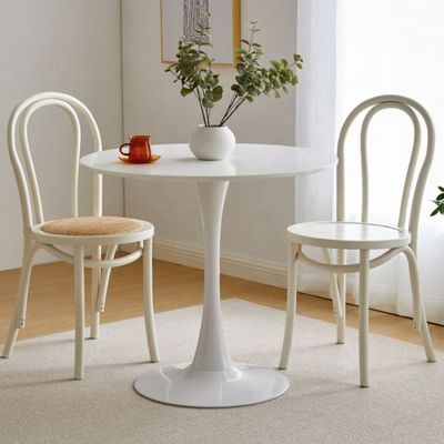 Taxa personalizada Cadeiras de jantar em madeira de madeira empilhável em estilo Thonet francês de meados do século para restaurantes