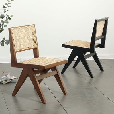 Mobiliário de restaurante nórdico antigo Cadeira de jantar de madeira maciça com Rattan/Vicker de hotel e bom design