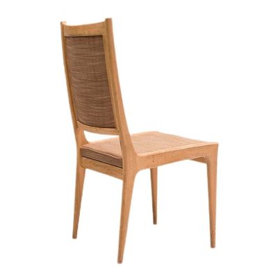 Mobiliário da sala de jantar Madeira maciça Cadeiras de costas altas com estofamento de tecido em design nórdico