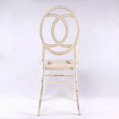 Cadeiras de casamento de madeira maciça Cadeiras de banquete empilháveis para eventos em estilo nórdico e durabilidade