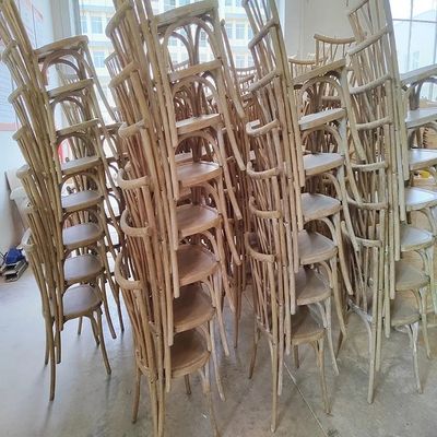 Antigüidade Casamento Evento Vintage X Cross Back Cadeira de madeira empilhável com assento de espuma de rotão