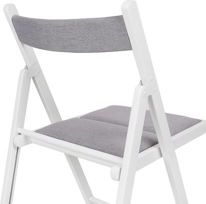 Melhores cadeiras dobráveis de madeira de 2023 para uso em eventos de hotéis