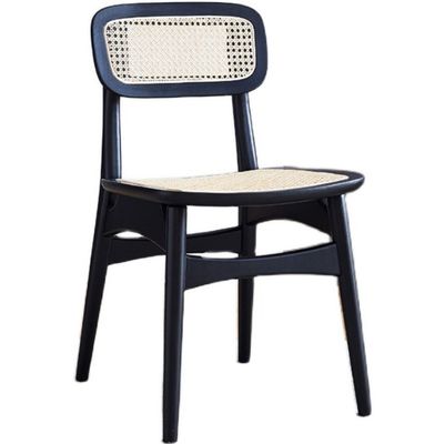 Cadeira de madeira maciça prática de design moderno nórdico Cadeira de jantar de rotão para restaurante