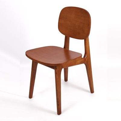 Cadeira de restaurante nórdica de madeira de borracha Cadeiras de madeira requintadas para sala de jantar moderna