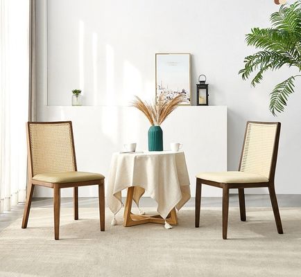 Mobiliário de restaurante Cadeira de rotão com quadro de madeira de cinza e assento estofado