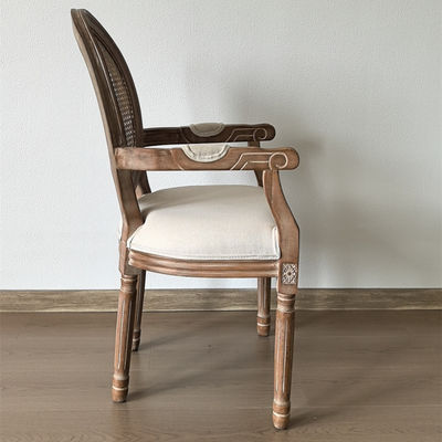 Estilo de Design Moderno Nitrolacquer Finish Estilo Vintage Francês Tecido de Refeição de Madeira Personalizado Louis Armrest Cadeira para Eventos
