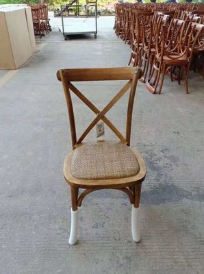 Cadeira de refeição de rotão de madeira de estilo nórdico empilhável com tamanho personalizado W42CM*D44CM*H87CM