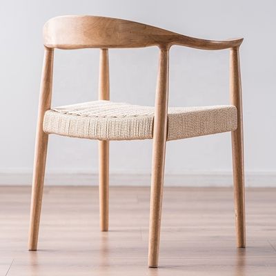 Moderno estilo de design nórdico luz luxo empilhável cadeira de jantar de madeira maciça para villa