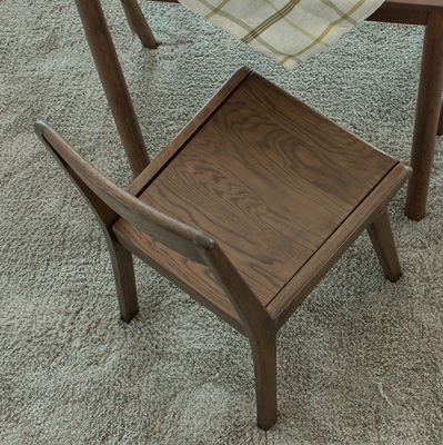 Cadeiras de mesa de madeira maciça em estilo clássico nórdico para móveis de restaurante