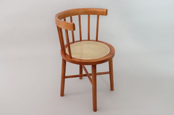 Cores personalizadas Desenhos do cliente Aceitável Cadeira de rotão moderna nórdica Móveis de madeira