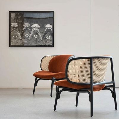 Cadeira de madeira de rotão único para o último design Cadeira de madeira estofada W68*D70*H82cm