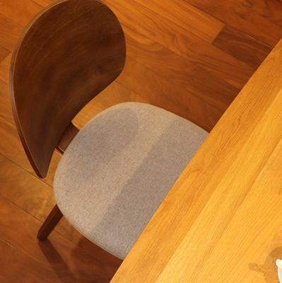 Cadeira de jantar Móveis nórdicos Cadeiras de madeira estofadas Cadeira de café desmontável Montar específico W44cm*D46cm*89cm