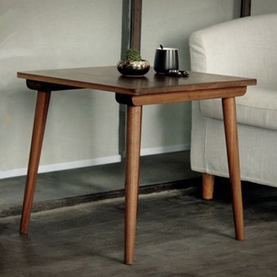 Cor personalizada Sala de jantar de madeira maciça Quadrada Mesa de café moderna Luz luxuosa Mesa quadrada pequena