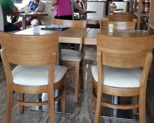 Cadeira de jantar de madeira de hotel/café/restaurante com madeira de qualidade comercial