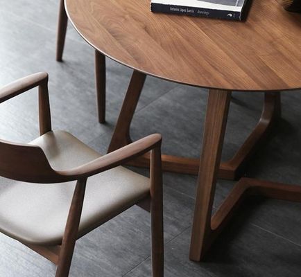 Embalagem de correio Y Mobiliário de sala de jantar personalizado Moderno desenhos redondo de madeira maciça Caixa de mesa para restaurante