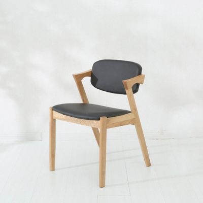 NC/PU Finish de pintura de madeira maciça cadeira de jantar de couro para restaurante durável