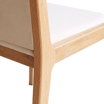 Cadeira de jantar de madeira sólida de estofado nórdico Design durável e sofisticado