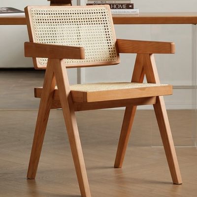 Cadeira de Wicker de Rattan de tecido acolchado confortável para experiência de refeição em casa e restaurante