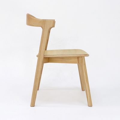 Elegante e confortável cadeira de lazer moderna de madeira de cinza para Café Hotel Restaurante 53cm*50cm*76cm