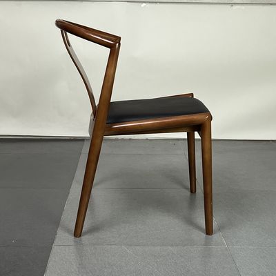 Cadeira de jantar em madeira de madeira japonesa Wingback empilhável com altura ajustável e personalização