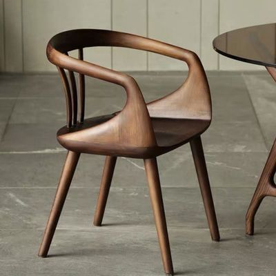 Cadeira de jantar de luxo de noz preta Cadeira de costas de madeira maciça Cadeira de jantar de lazer nórdica moderna para uma experiência gastronômica elegante