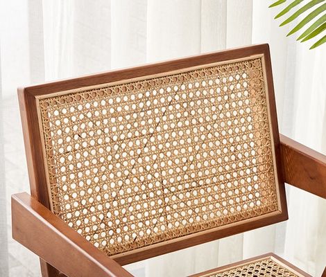 Mobiliário de sala de jantar de luxo de rotão de madeira maciça cadeira de restaurante com apoio de braço