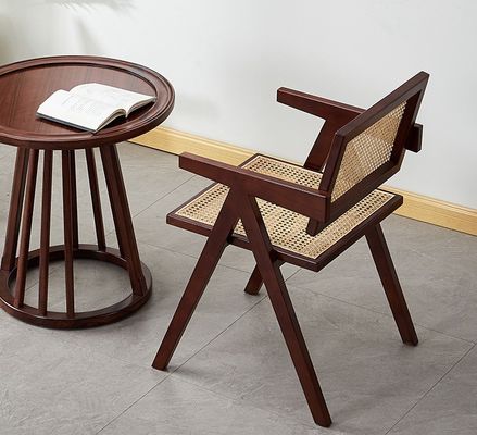 Mobiliário de sala de jantar de luxo de rotão de madeira maciça cadeira de restaurante com apoio de braço